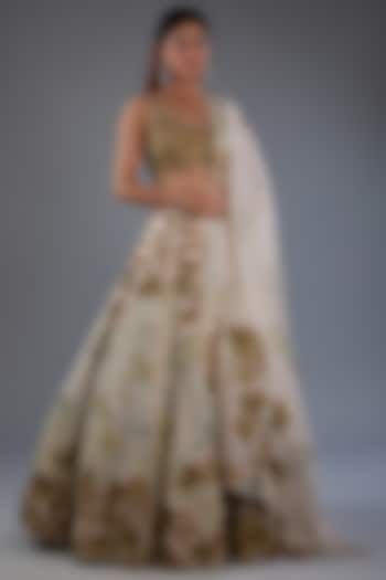 Gold Organza & Chanderi Embroidered Bridal Lehenga Set by Mishru at Pernia's Pop Up Shop