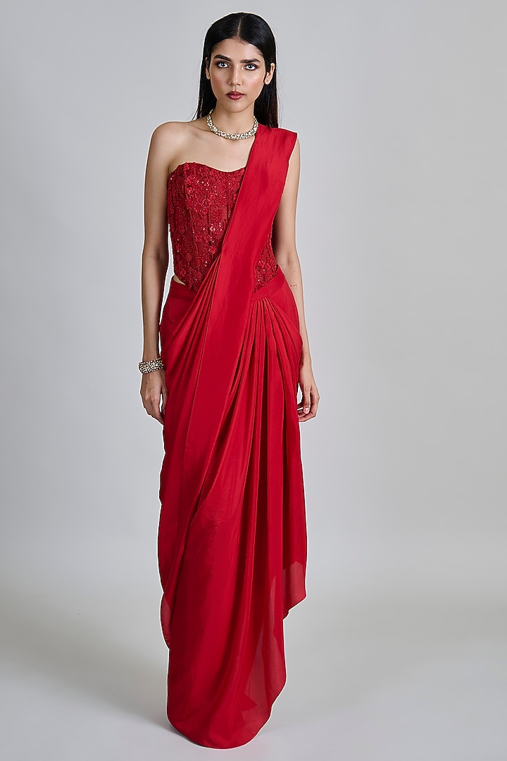 Red Silk Pre-Draped Reception Saree Set by Mishru at Pernia's Pop Up Shop
