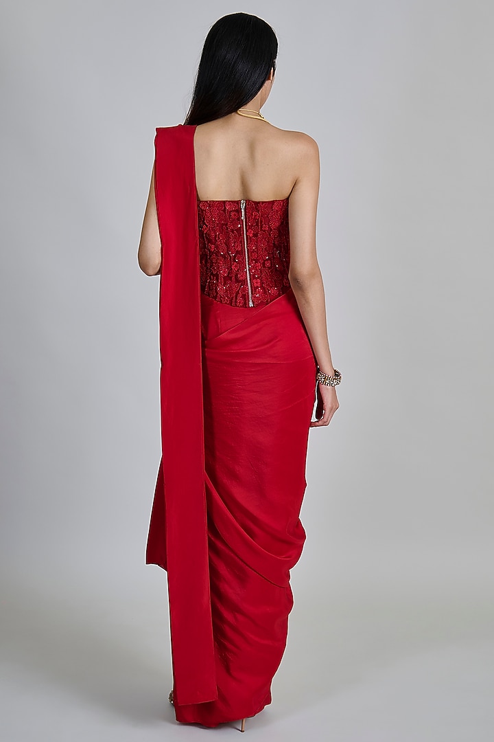 Red Silk Pre-Draped Reception Saree Set by Mishru at Pernia's Pop Up Shop