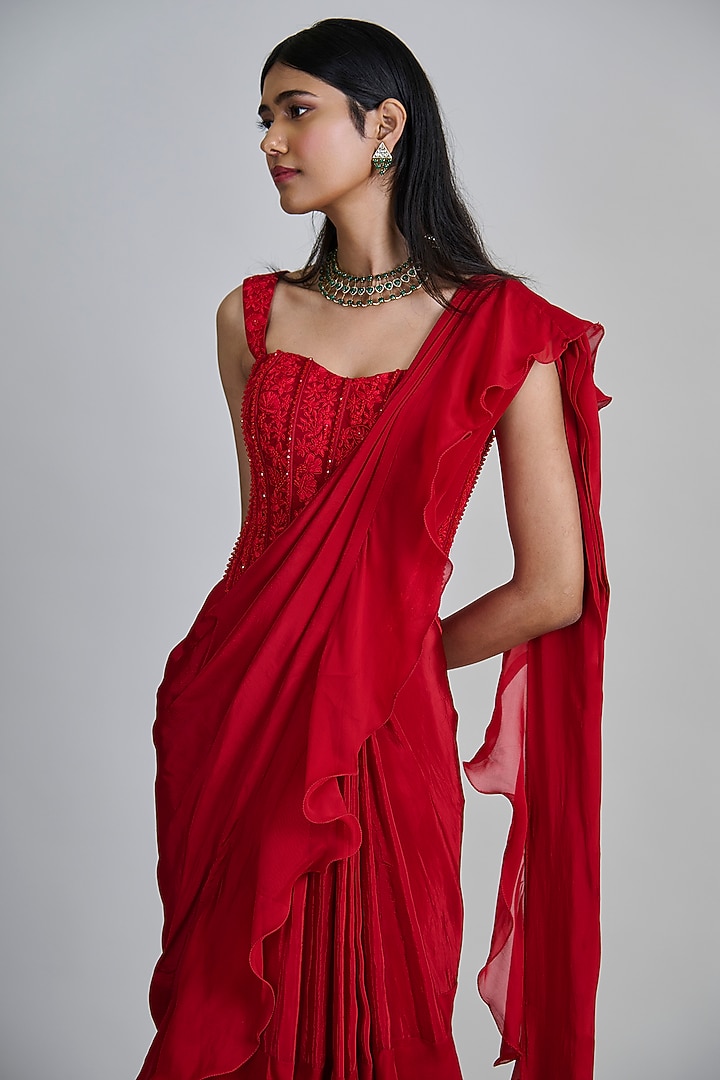 Red Organza & Crepe Pre-Draped Reception Saree Set by Mishru at Pernia's Pop Up Shop