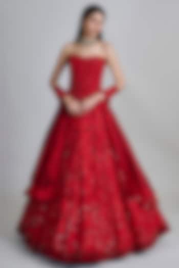 Red Organza Floral Embroidered Bridal Lehenga Set by Mishru at Pernia's Pop Up Shop