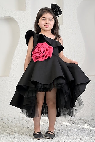 Black Neoprene Floral High-Low Dress For Girls by MIAKKI KIDS