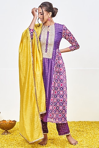 Violet Chanderi Silk Printed Kurta Set by Miar Designs-By Siddhi Shah