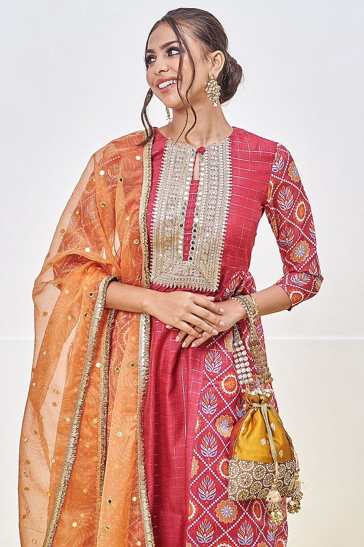 Pink Chanderi Silk Printed Kurta Set by Miar Designs-By Siddhi Shah at Pernia's Pop Up Shop