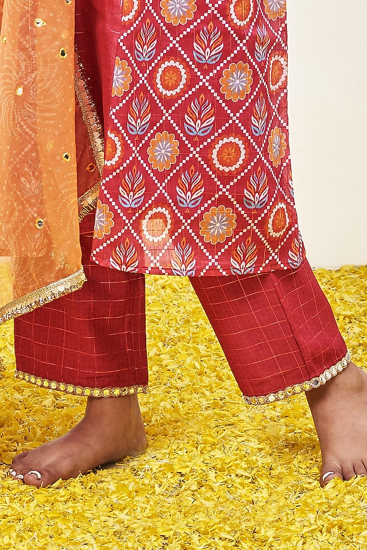 Pink Chanderi Silk Printed Kurta Set by Miar Designs-By Siddhi Shah at Pernia's Pop Up Shop