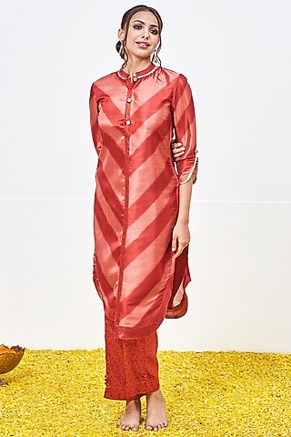 Maroon Tussar Silk Hand Block Printed Kurta Set by Miar Designs-By Siddhi Shah