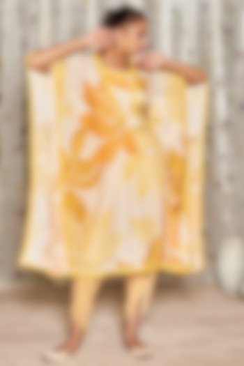 Yellow Pure Muslin Cotton Floral Printed Kaftan Set by Miar Designs-By Siddhi Shah at Pernia's Pop Up Shop