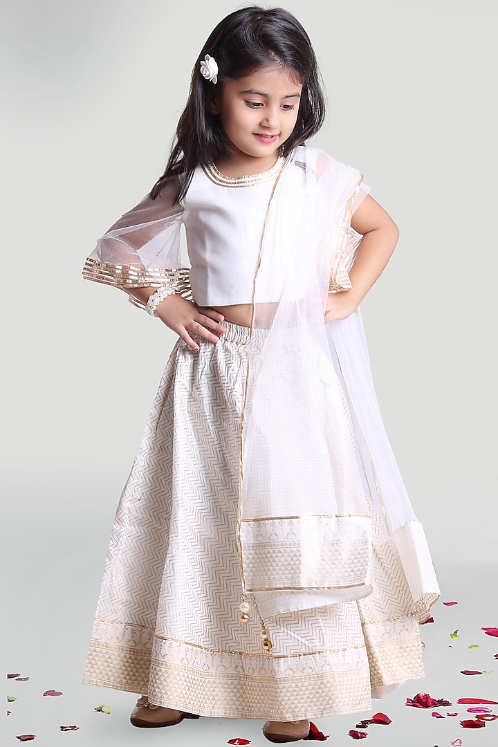 White Skirt Set With Latkans For Girls by Mini Chic