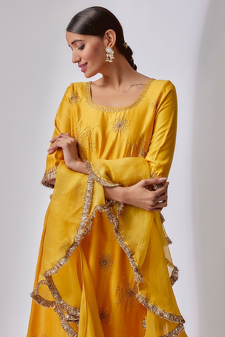 Yellow Silk Chanderi Hand Embellished A-Line Kurta Set by Midushi Bajoria at Pernia's Pop Up Shop