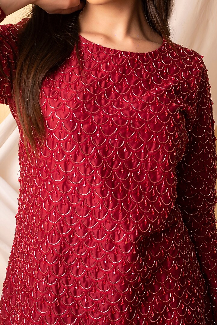 Maroon Embroidered Kurta Set by Midushi Bajoria at Pernia's Pop Up Shop