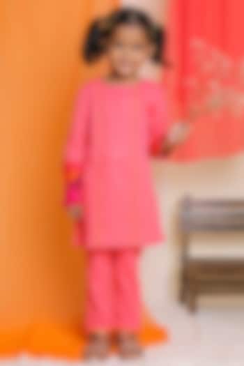 Pink Embroidered Kurta Set For Girls by Miko Lolo