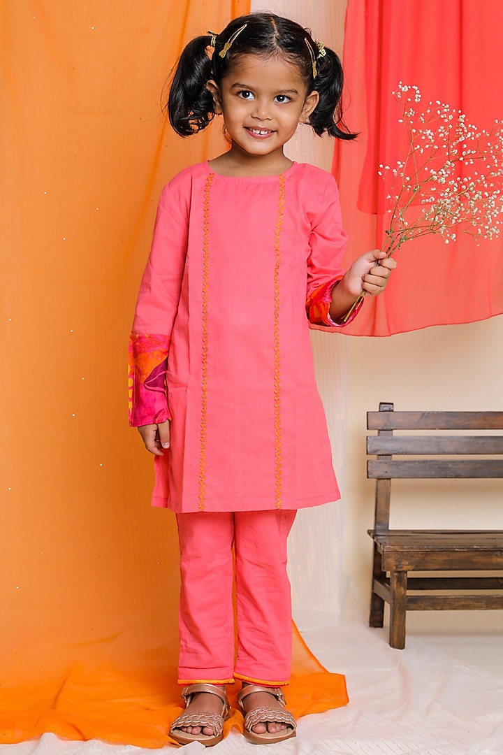 Pink Embroidered Kurta Set For Girls by Miko Lolo