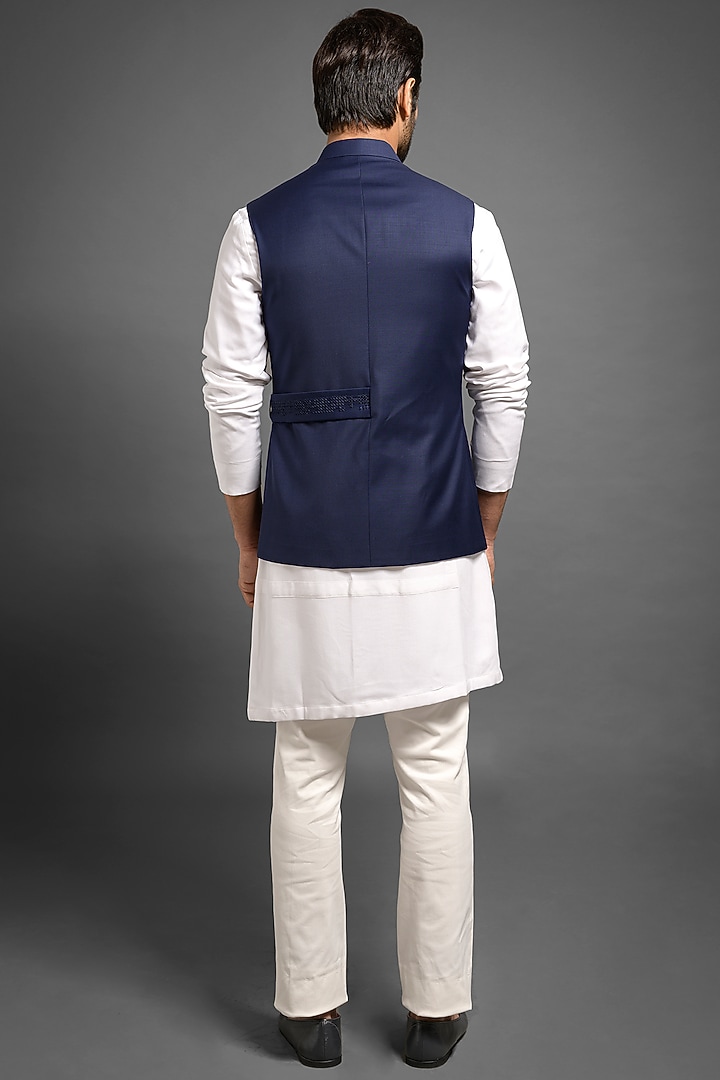 Navy Blue Embroidered Sadri Bundi Jacket by Mitesh Lodha at Pernia's Pop Up Shop