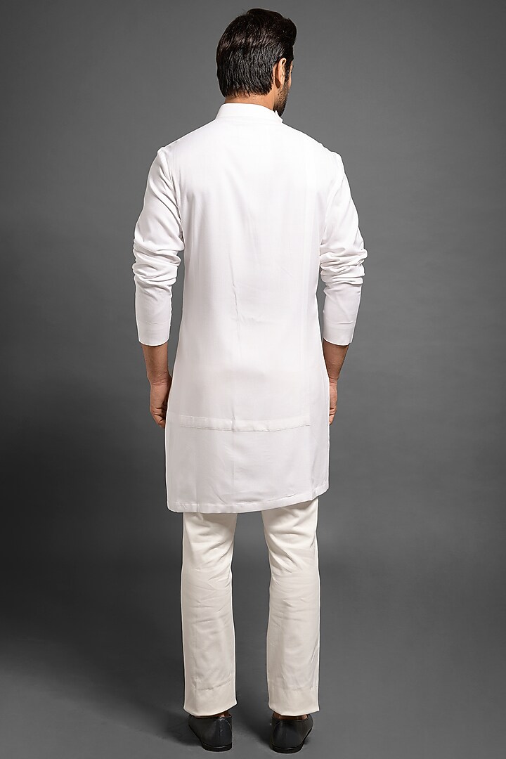 White Asymmetric Kurta With Tonal Patches by Mitesh Lodha at Pernia's Pop Up Shop