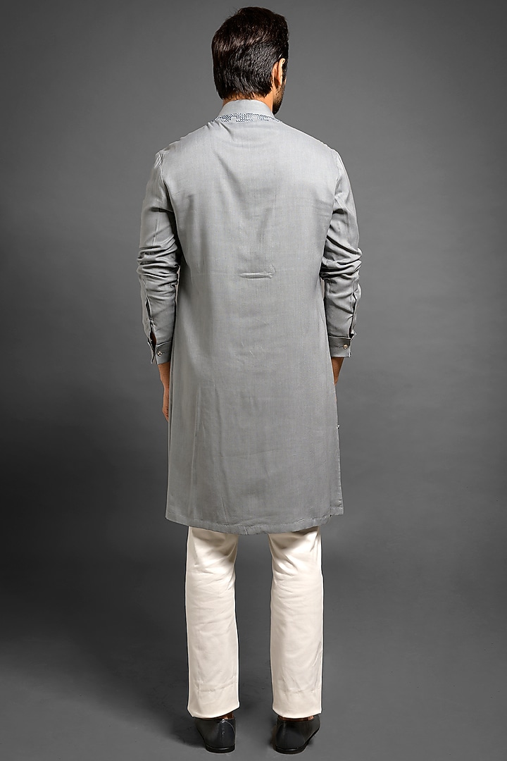 Grey Embroidered Kurta by Mitesh Lodha at Pernia's Pop Up Shop