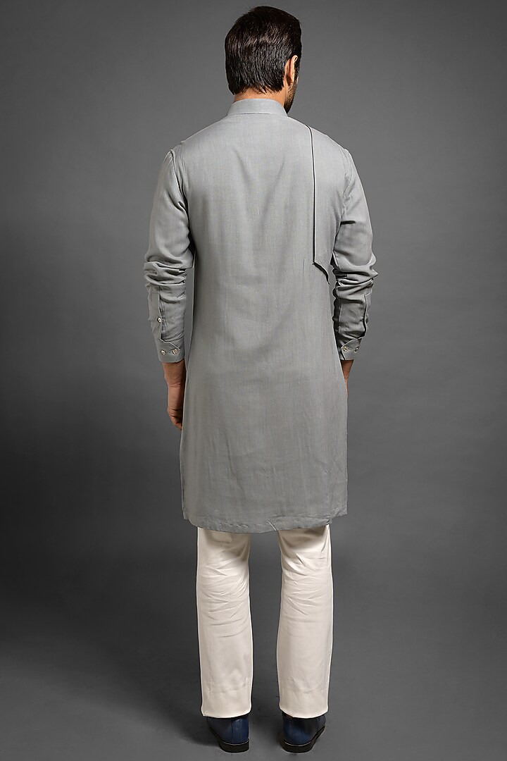 Grey Shifted Kurta With Small Flap by Mitesh Lodha at Pernia's Pop Up Shop