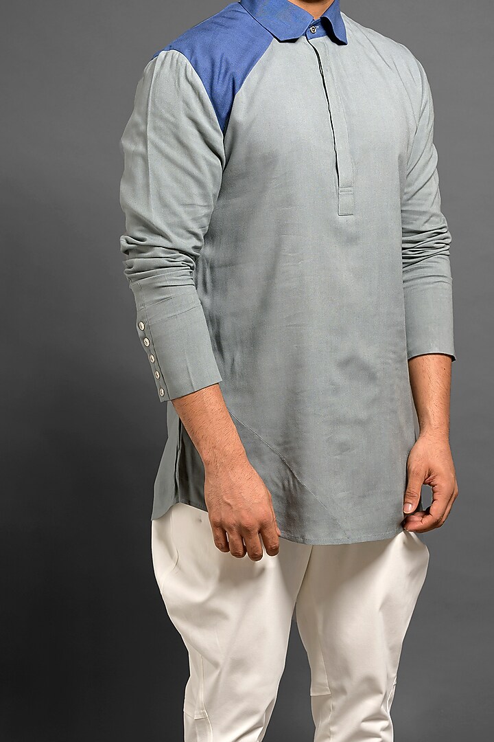 Grey & Blue Pintuck Kurta by Mitesh Lodha at Pernia's Pop Up Shop