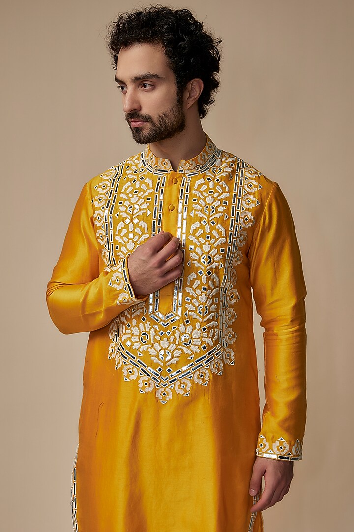 Kesari Chanderi Floral Embroidered Kurta by MILO by Miloni Shah at Pernia's Pop Up Shop