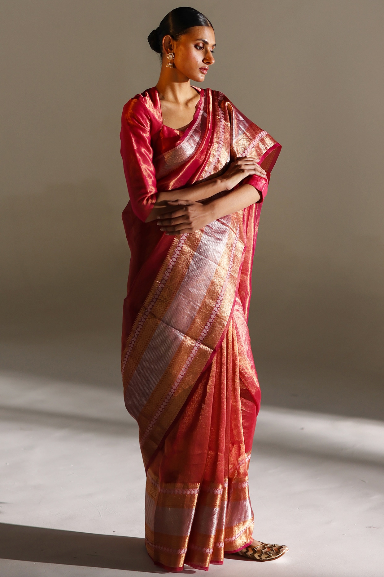 Pretty Matte Gold Tissue Saree With Classic Zariwork – Suvidha Fashion