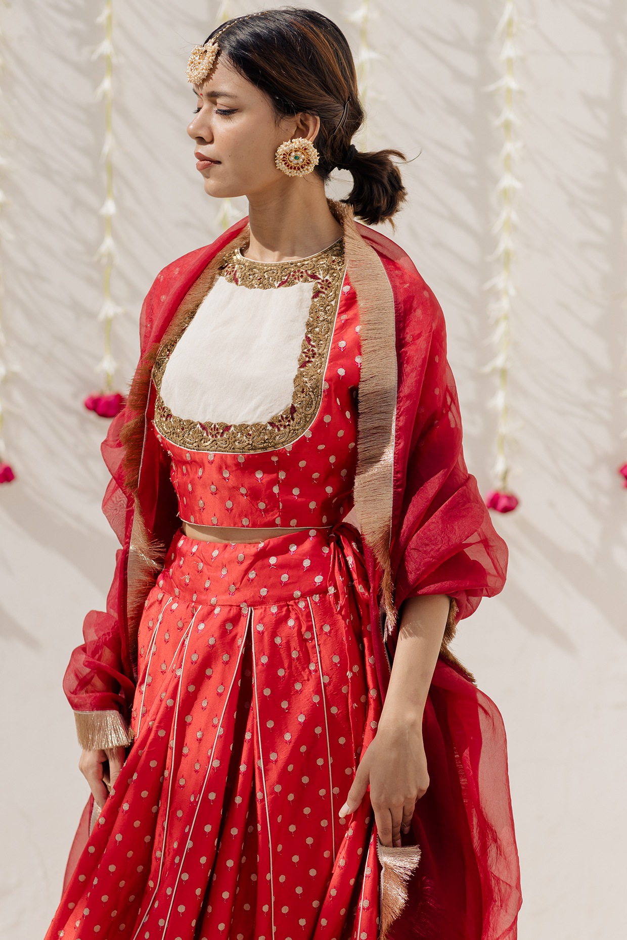 Rajneesh - The Fine Art of Clothing - Bridal Shop in Sion