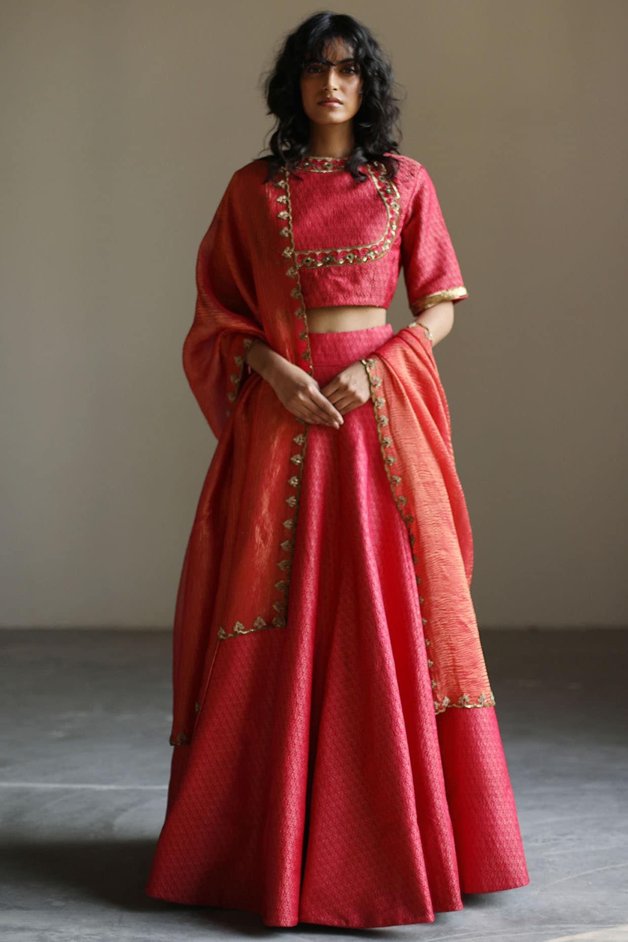 Ditch Red Lehenga Coz Magenta Lehengas Are In For Brides-To-Be! | Indian  wedding dress bridal lehenga, Latest bridal lehenga, Indian bridal outfits