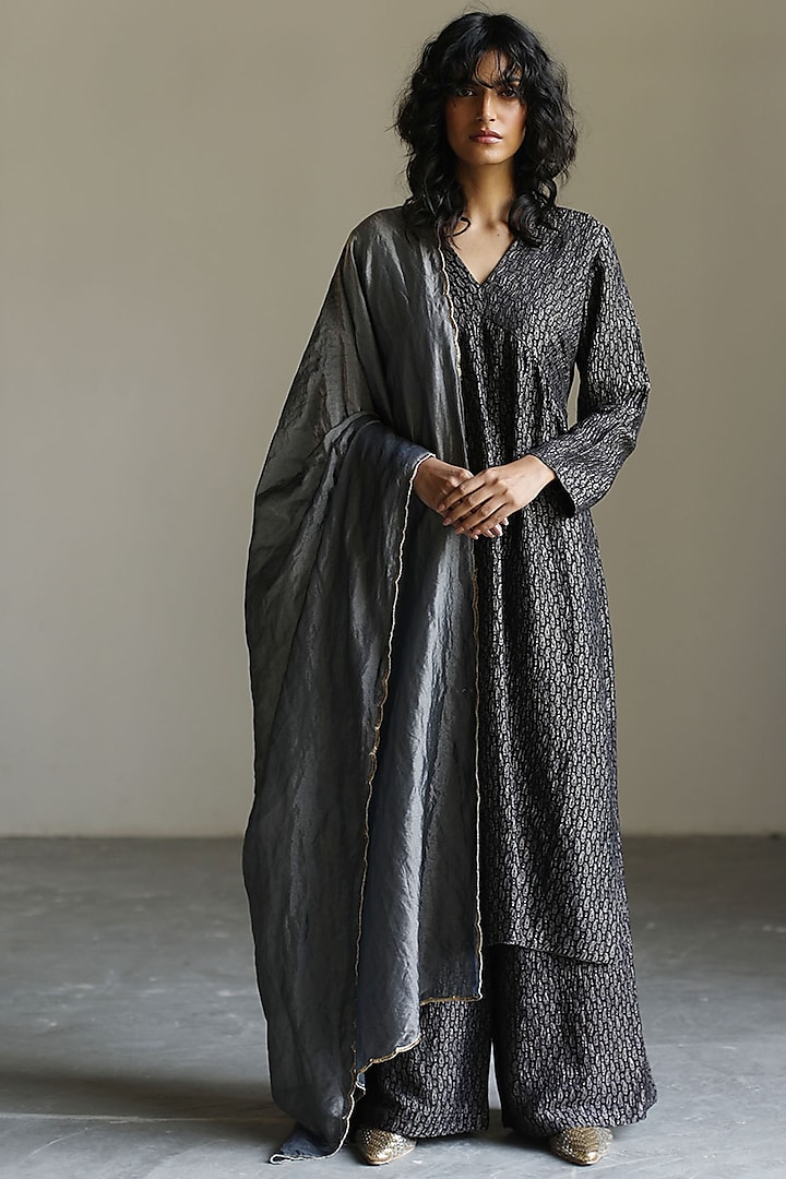 Charcoal Tissue Silk Kurta Set Design by Mimamsaa at Pernia's Pop Up ...