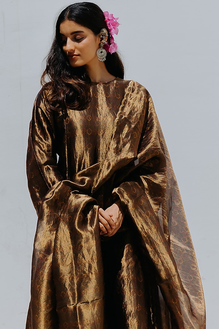 Antique Gold Kalidar Kurta Set by Mimamsaa at Pernia's Pop Up Shop