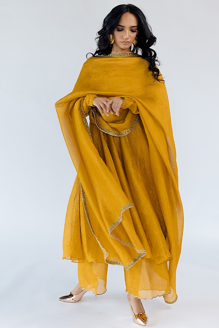 Mustard Tissue Silk Kurta Set by Mimamsaa at Pernia's Pop Up Shop