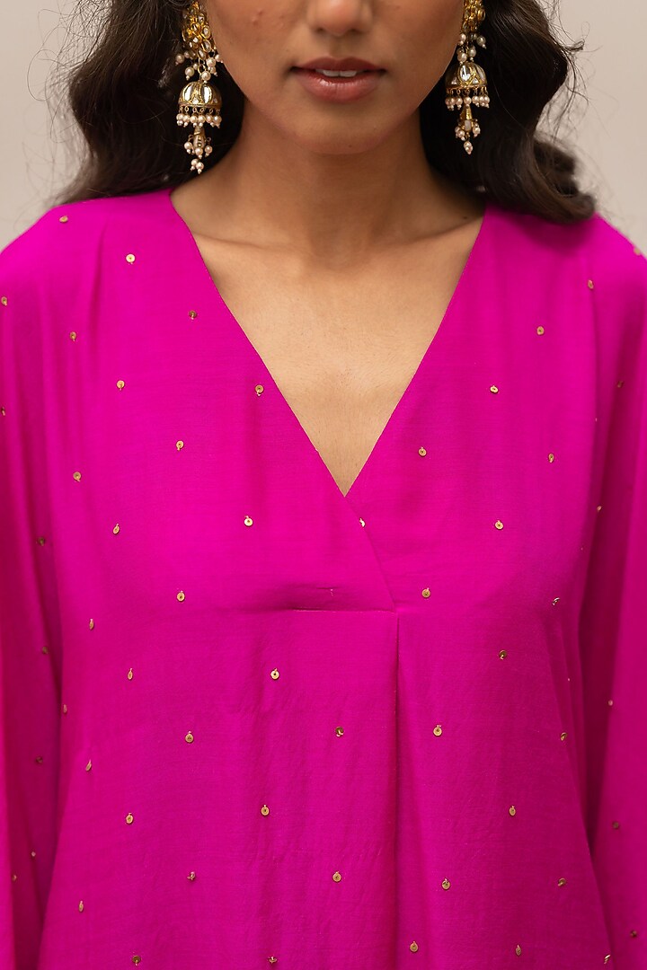 Fuchsia Moonga Silk Embroidered Woven Kaftan Set by Mimamsaa at Pernia's Pop Up Shop