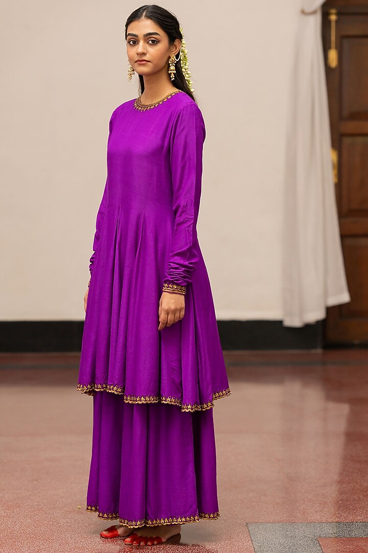 Violet Moonga Silk Embroidered Woven Kurta Set by Mimamsaa at Pernia's Pop Up Shop
