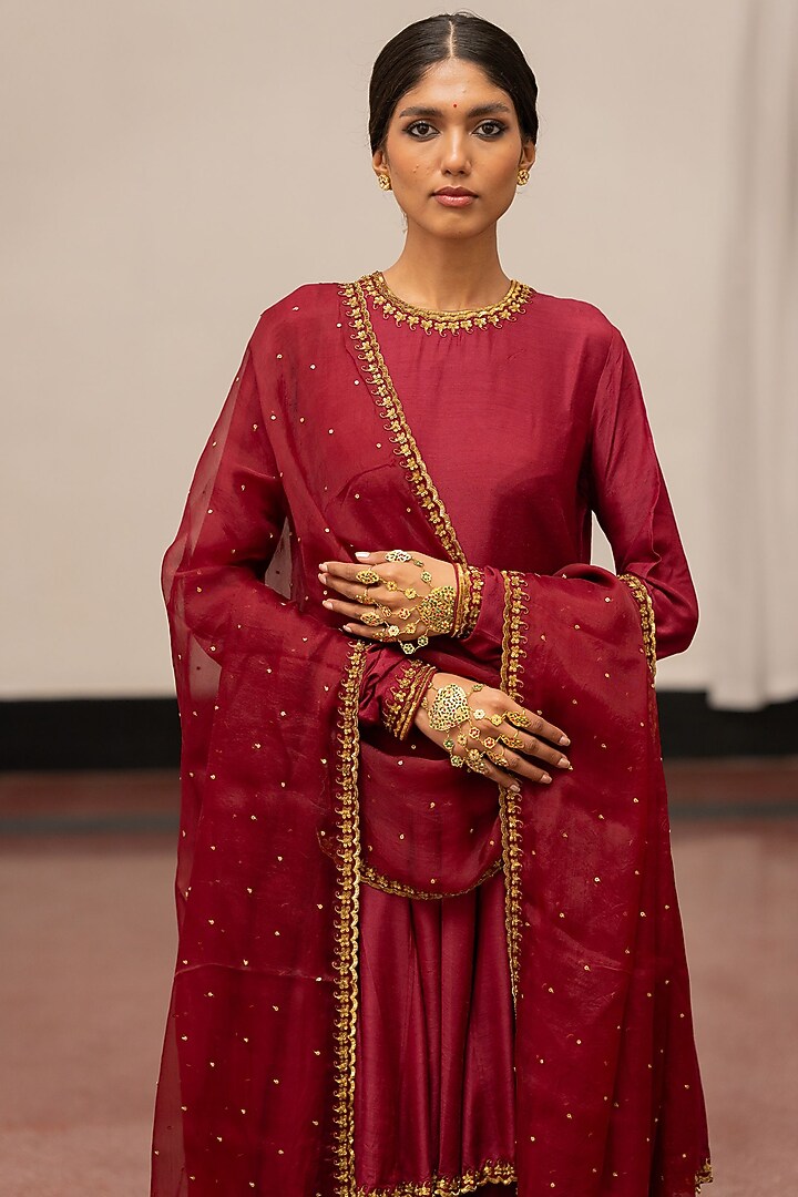 Burgundy Organza Silk Embroidered Woven Dupatta by Mimamsaa at Pernia's Pop Up Shop