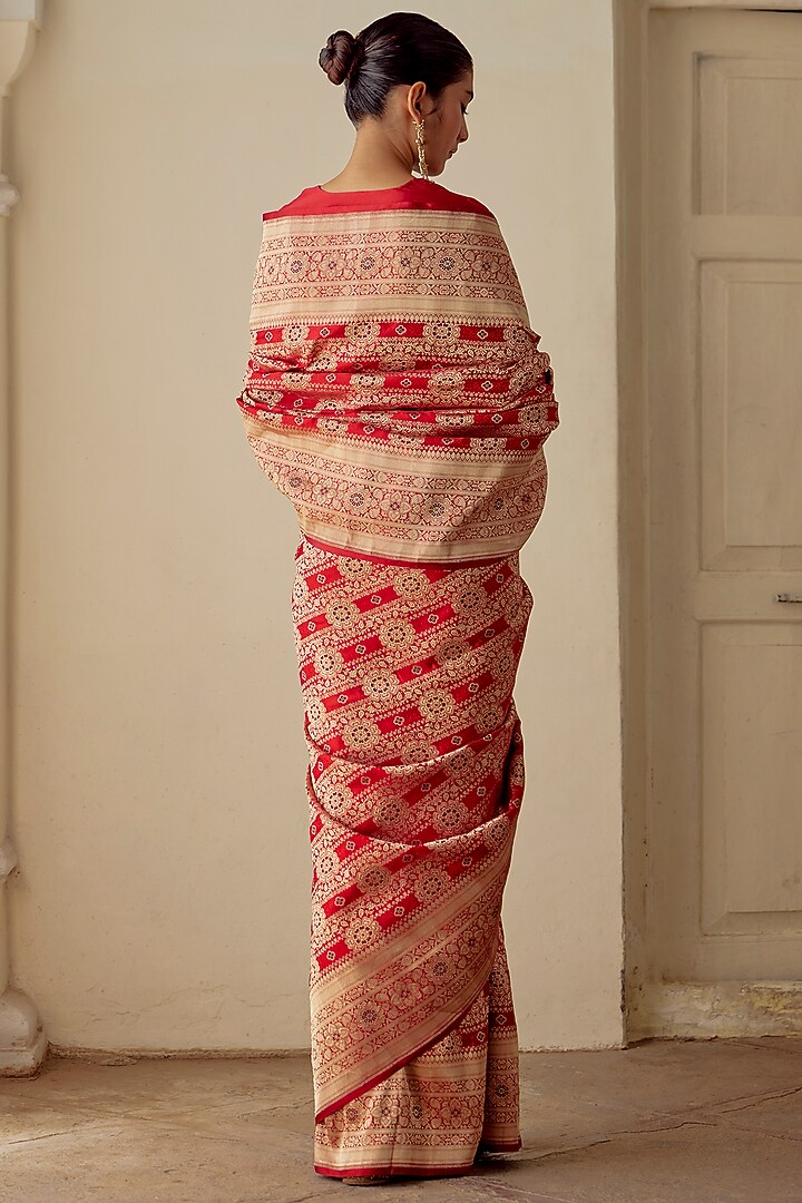 Red Satin Silk Brocade Embroidered Handwoven Wedding Saree Set by Mimamsaa at Pernia's Pop Up Shop