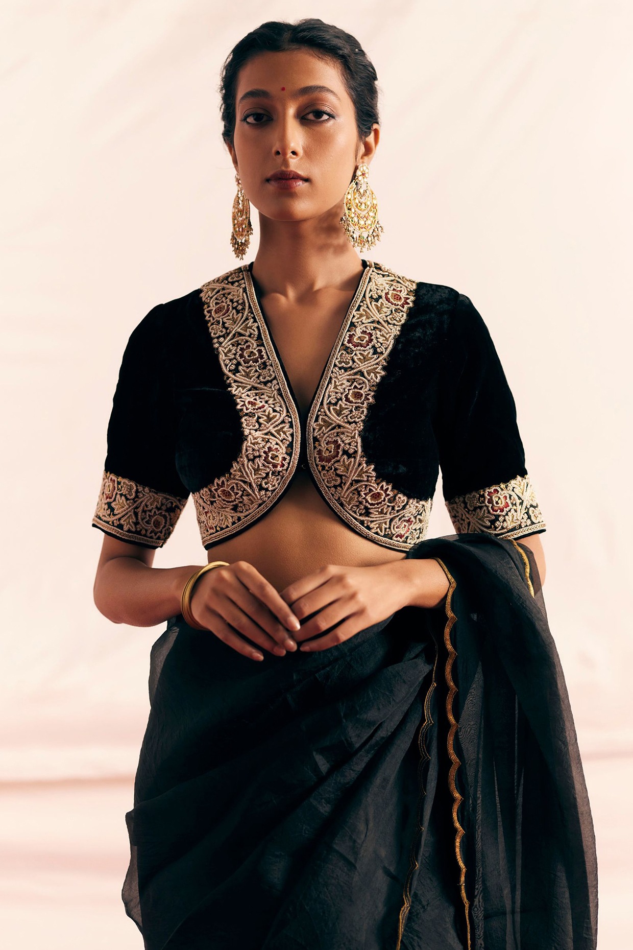 Black saree hot sale blouse designs