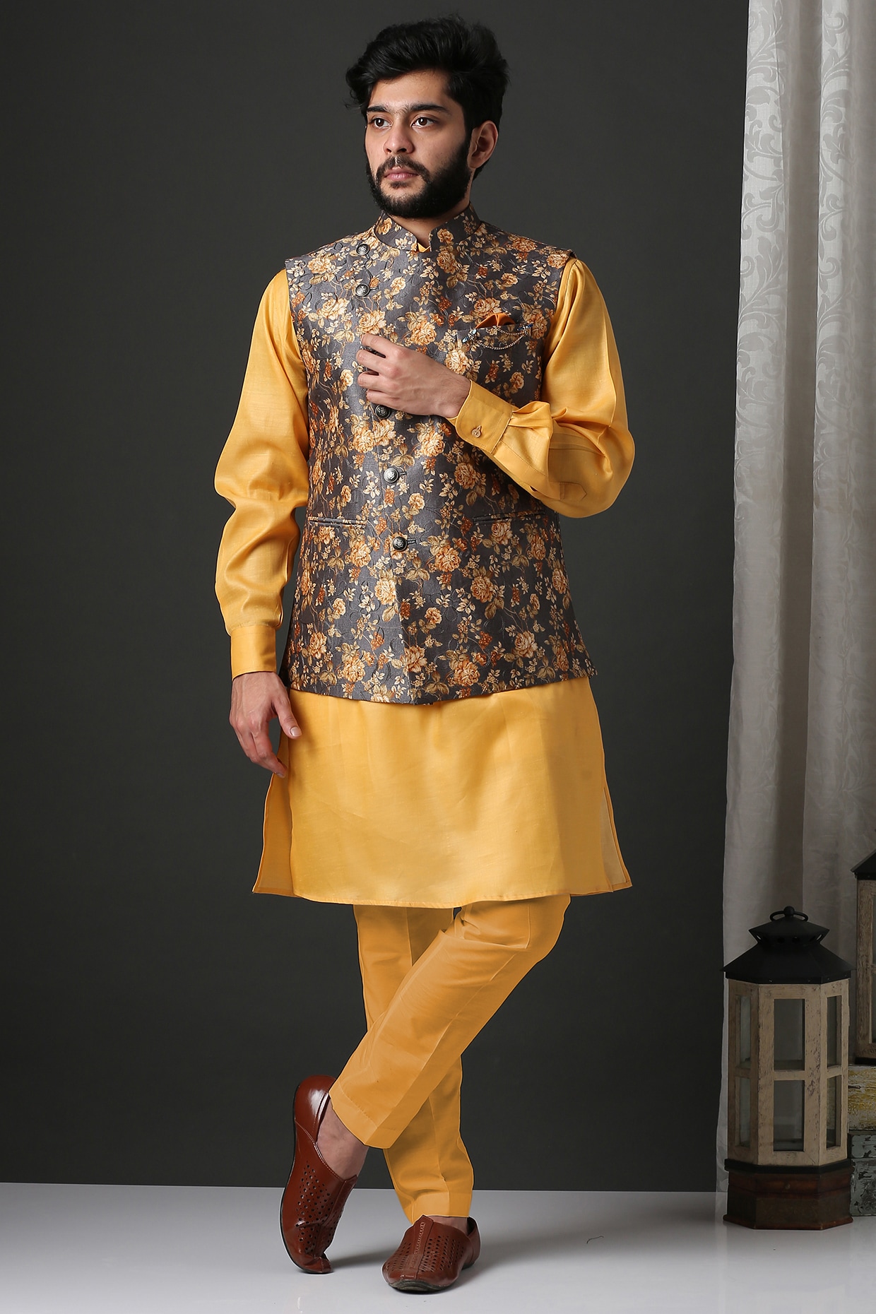 Buy Nuindian Natural Cotton Printed Slim Fit Nehru Jacket for Men Online at  Fabindia | 20092090