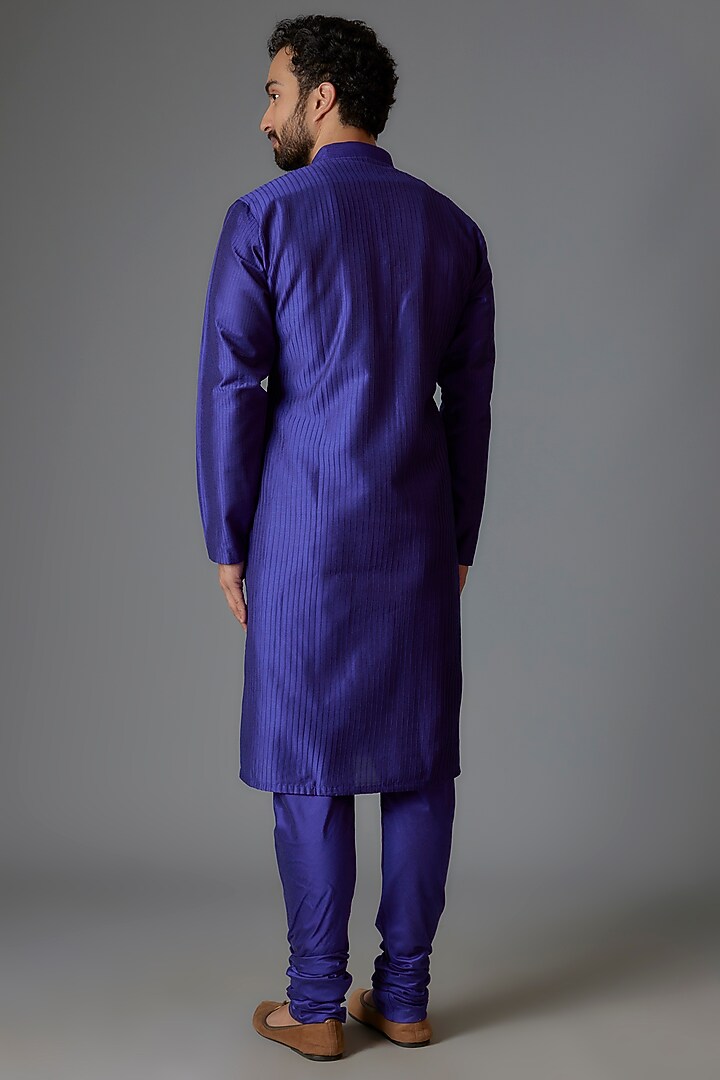 Blue Silk Blend Pintuck Kurta Set by Minaki Men at Pernia's Pop Up Shop