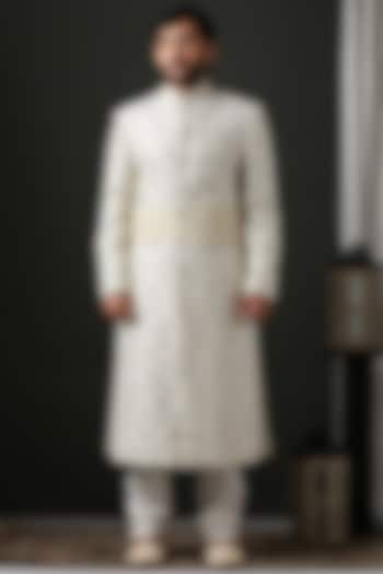 White Hand Embroidered Groom Sherwani Set by Minaki Men at Pernia's Pop Up Shop