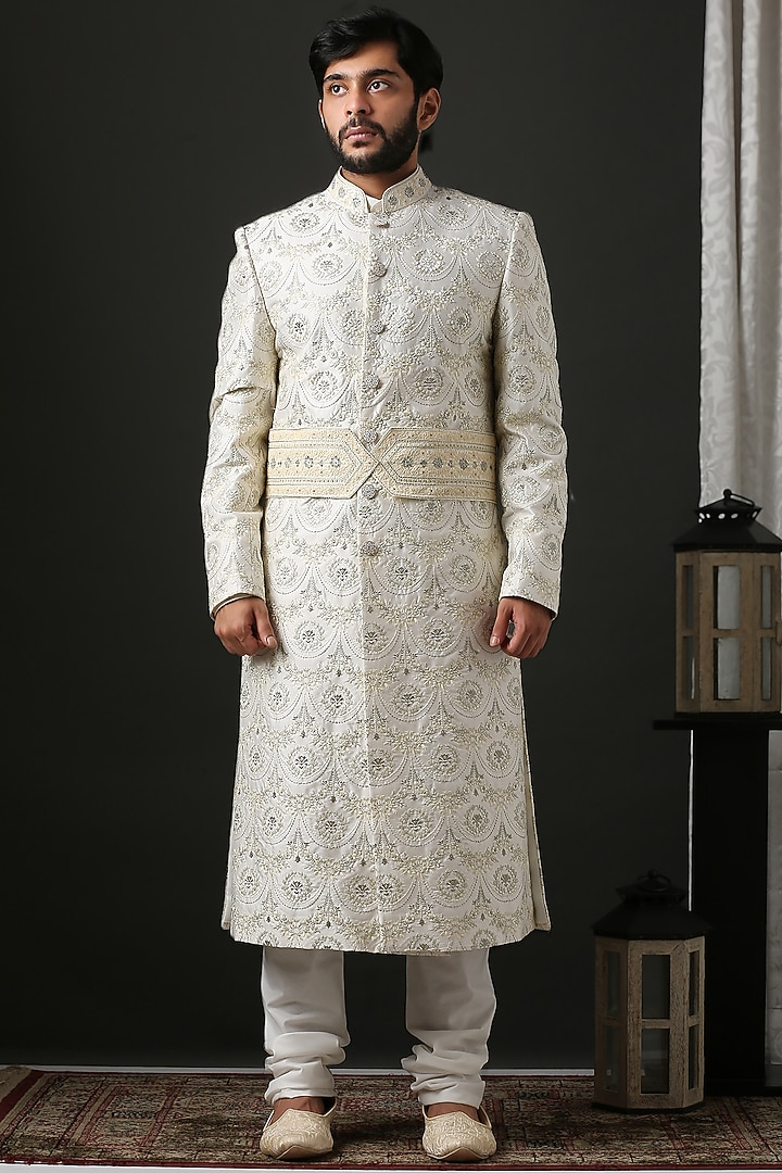 White Hand Embroidered Groom Sherwani Set by Minaki Men at Pernia's Pop Up Shop