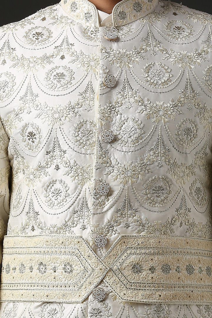 White Hand Embroidered Groom Sherwani Set by Minaki Men at Pernia's Pop Up Shop