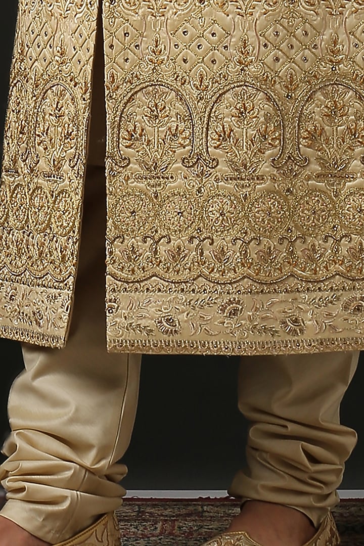 Gold Hand Embroidered Groom Sherwani Set by Minaki Men at Pernia's Pop Up Shop