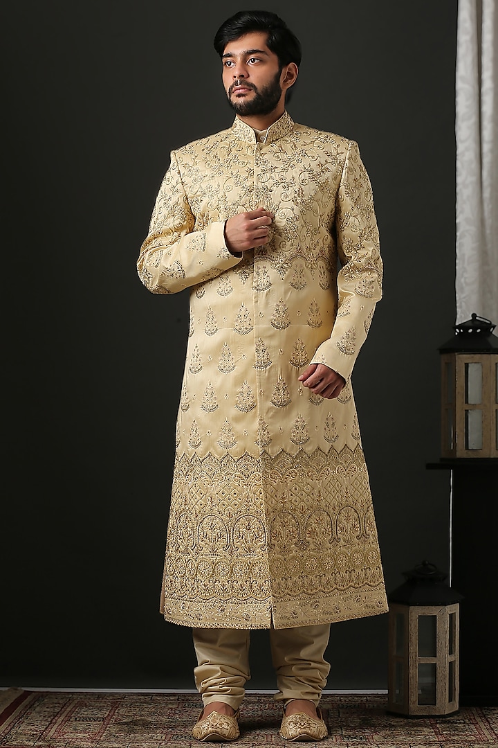 Gold Hand Embroidered Groom Sherwani Set by Minaki Men at Pernia's Pop Up Shop