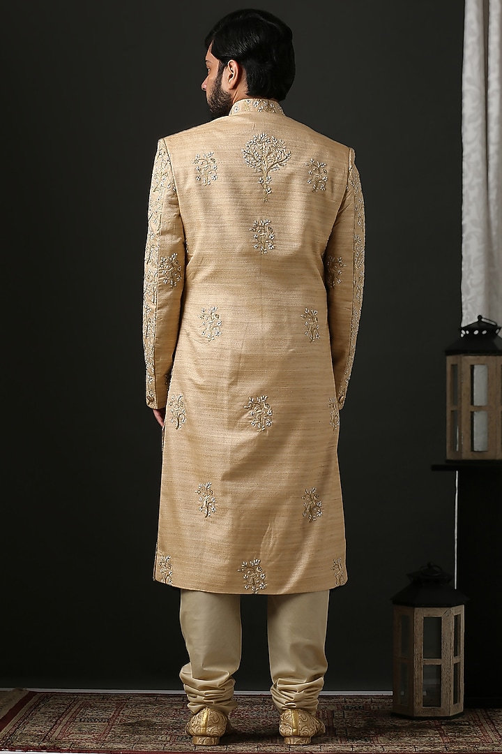 Cream Hand Embroidered Groom Sherwani Set by Minaki Men at Pernia's Pop Up Shop