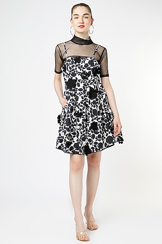 Black & White Poplin Printed Dress by Mia Magell