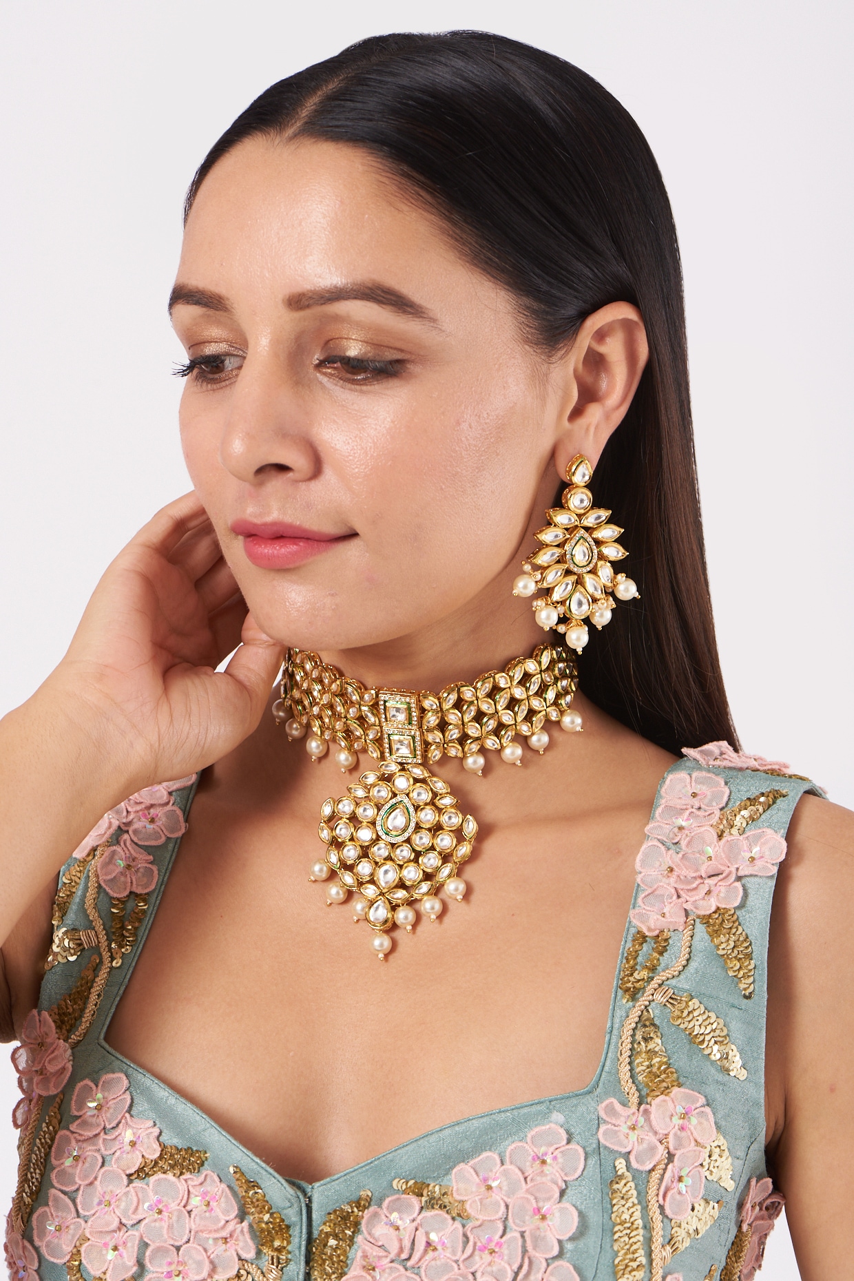 Buy Red Gold Tone Kundan Bridal Necklace Set with Maang Tikka by SWABHIMANN  JEWELLERY at Ogaan Market Online Shopping Site