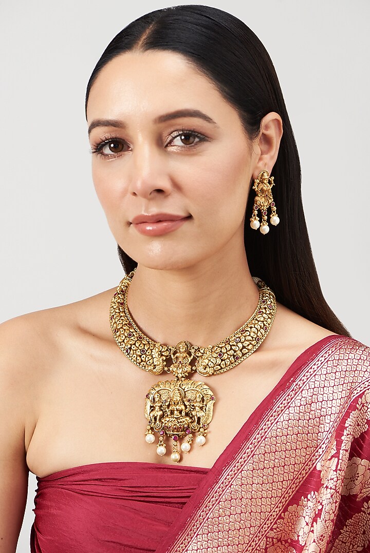 Gold Finish Necklace Set With Pearls by Minaki at Pernia's Pop Up Shop