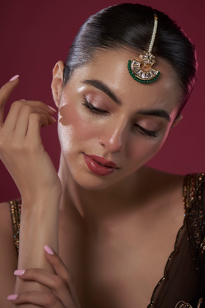 Gold Plated Kundan Polki & Emerald Beaded Maang Tikka by Minaki at Pernia's Pop Up Shop