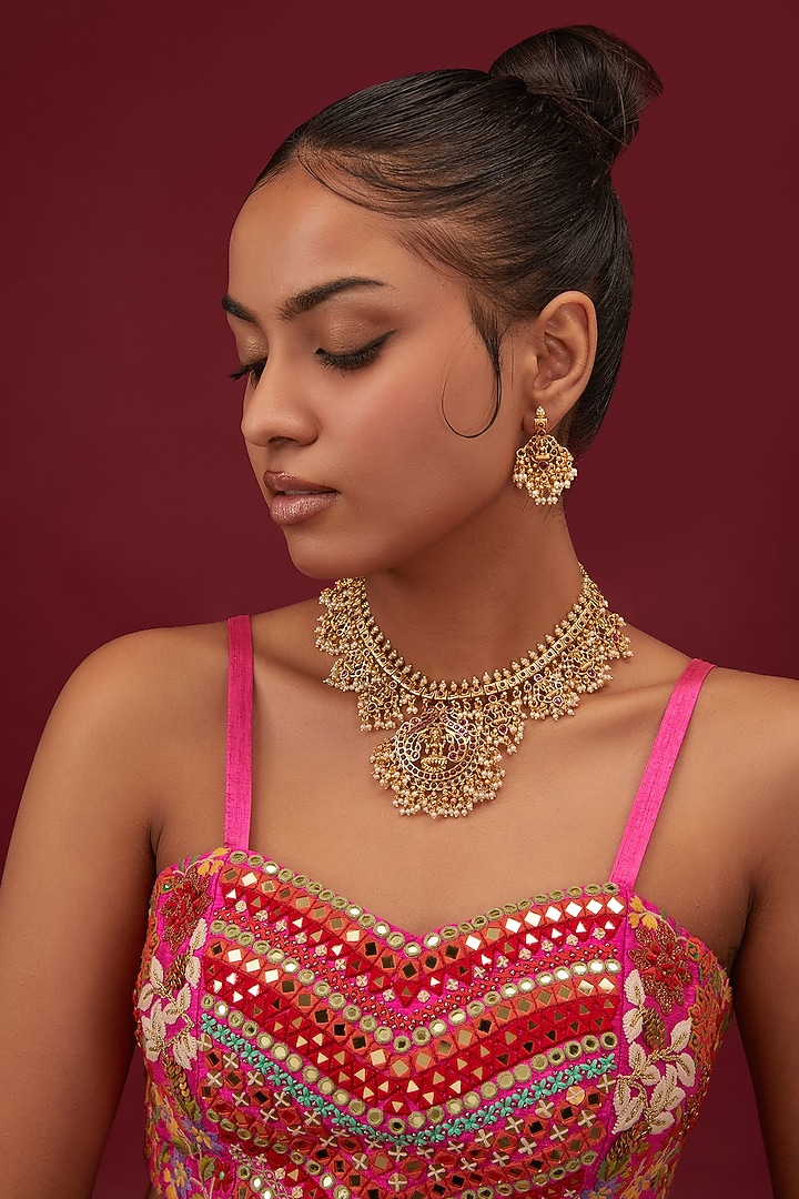 Gold Finish Kemp Stone & Pearl Necklace Set by Minaki at Pernia's Pop Up Shop