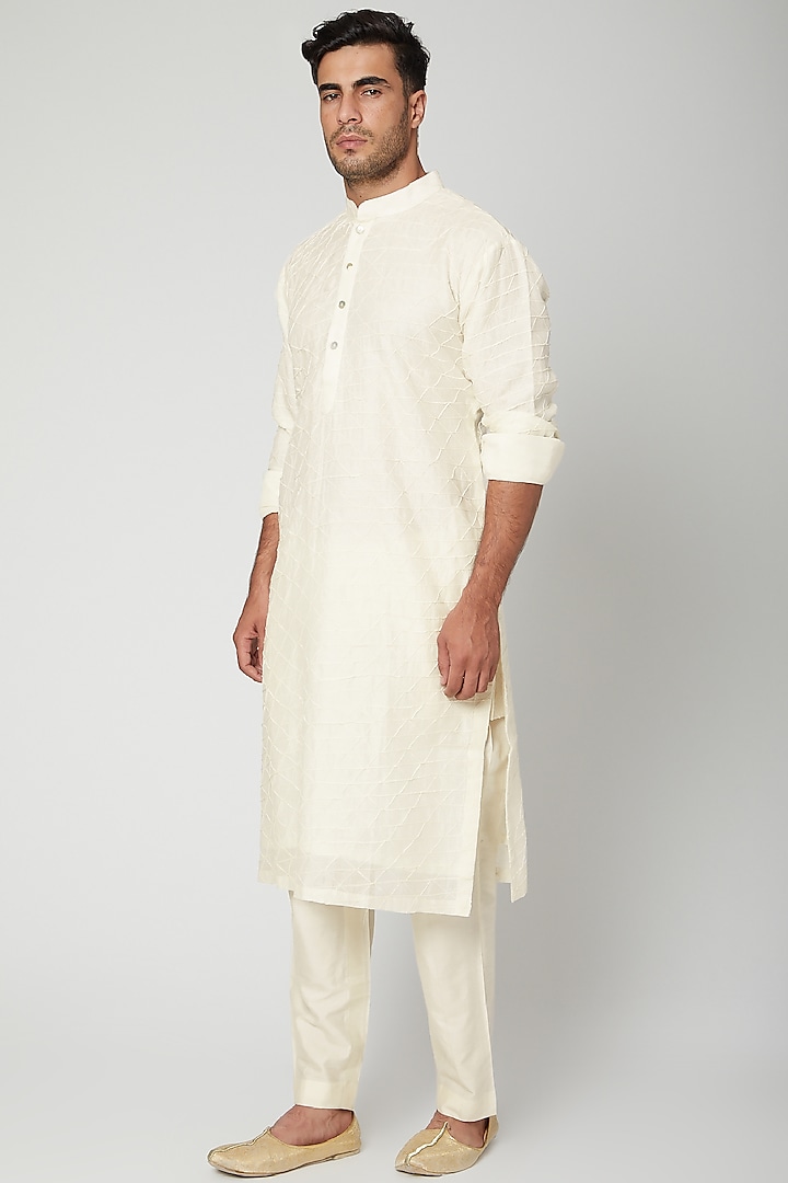 Ivory Pintuck & Textured Kurta Set by Mint Blush Men