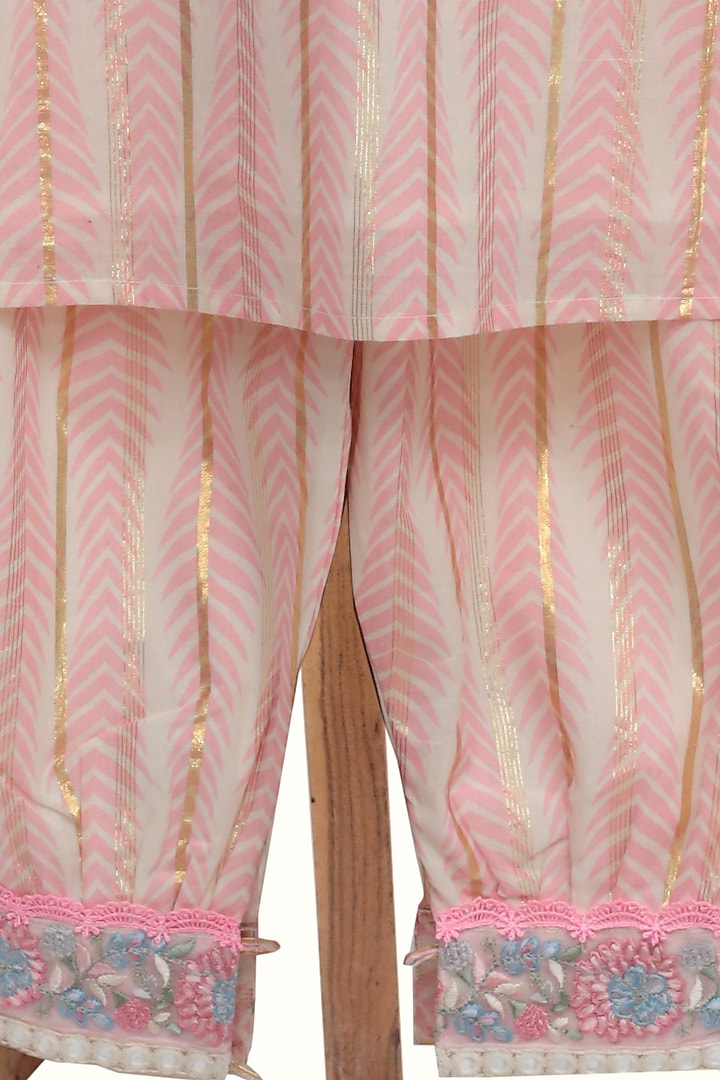 Pink Cotton Printed Kurta Set For Girls by MINIME ORGANICS at Pernia's Pop Up Shop