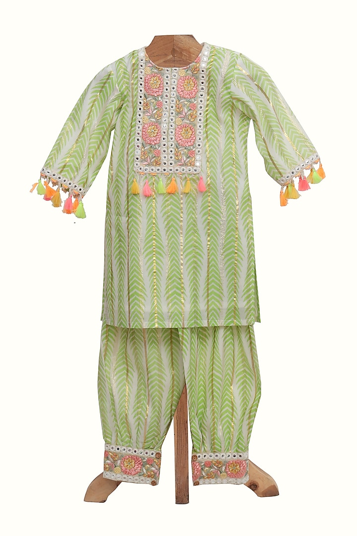 Light Green Cotton Printed Kurta Set For Girls by MINIME ORGANICS at Pernia's Pop Up Shop