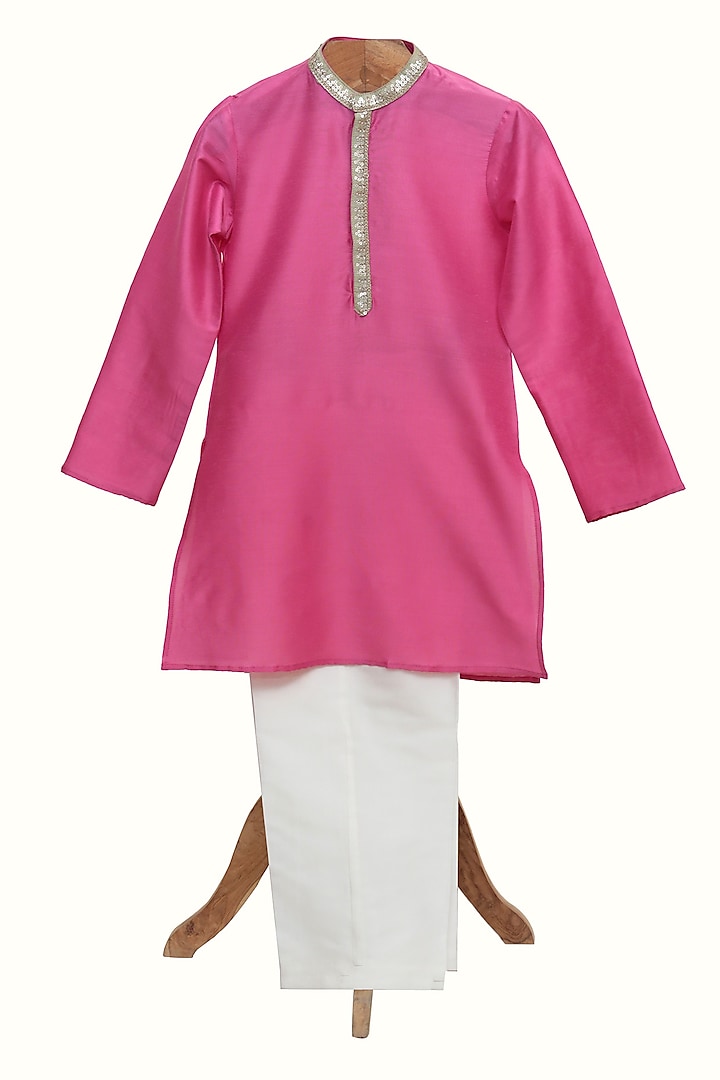 Pink Chanderi Silk Kurta Set For Set For Boys by MINIME ORGANICS at Pernia's Pop Up Shop